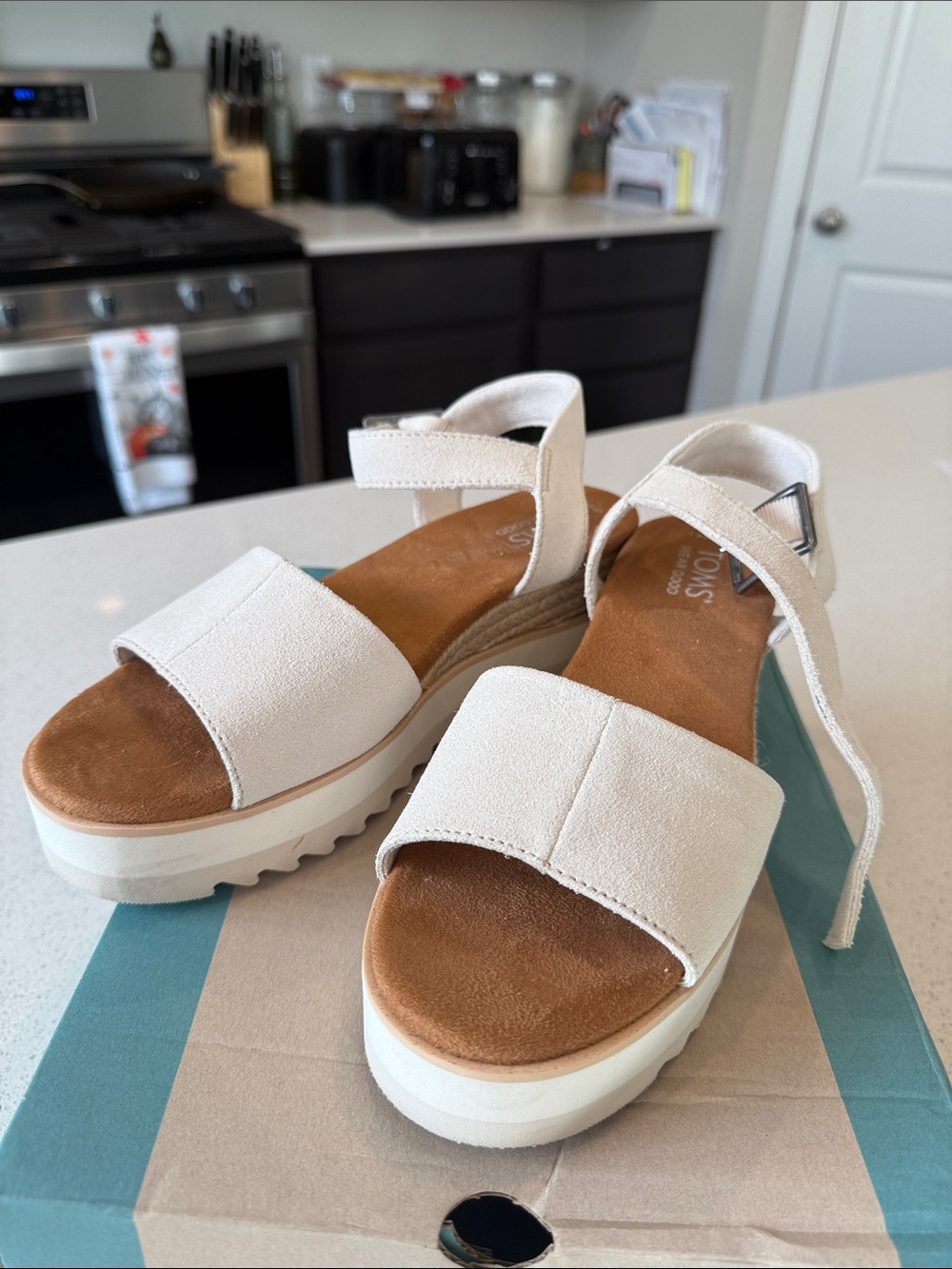 Toms Cream Platform Sandals with Ankle Strap